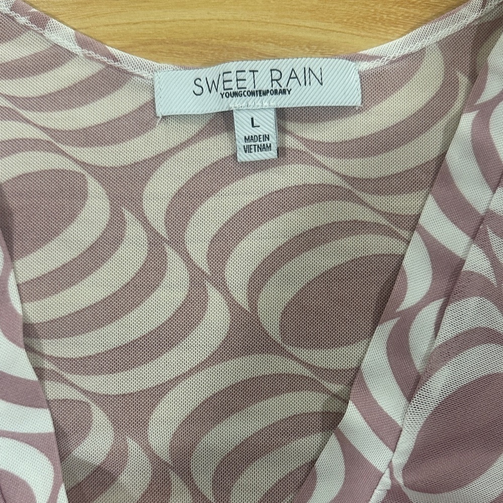 Sweet Rain Mauve and White Patterned Blouse - Picture 2 of 2